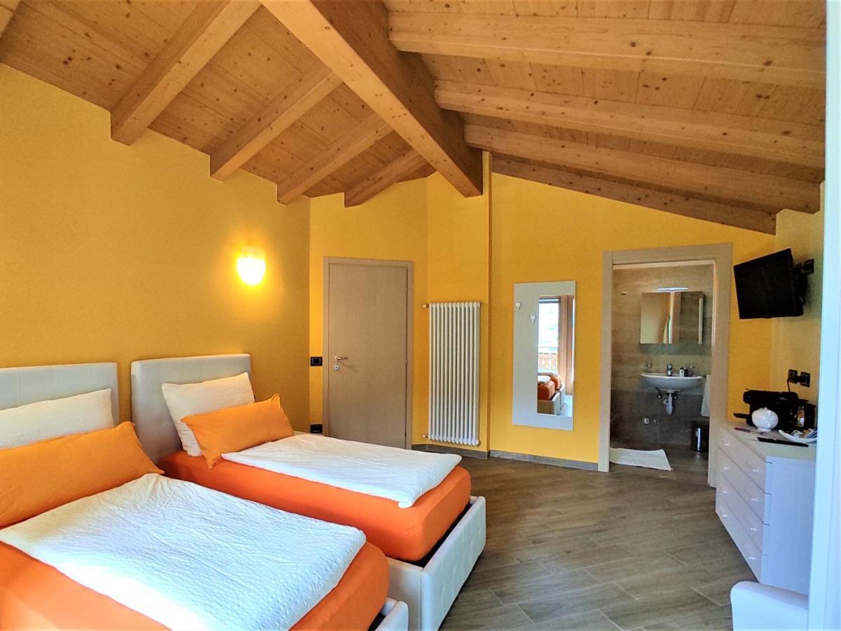 B&B Il Germoglio Castione Andevenno Dış mekan fotoğraf